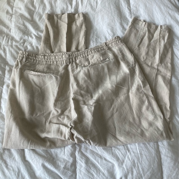 L.L. Bean Classic Fit 100% linen beige elastic tie waist pants | 18 - Picture 5 of 13